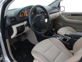 Mercedes-Benz A