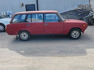 Lada 2104