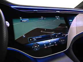 Mercedes-Benz EQS SUV