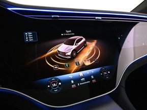 Mercedes-Benz EQS SUV