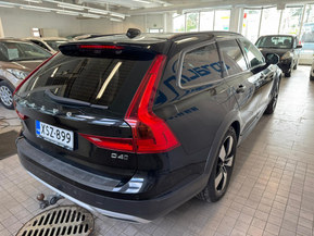 Volvo V90 Cross Country