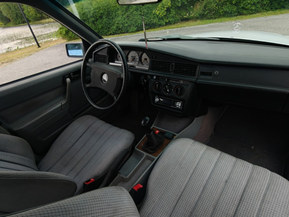 Mercedes-Benz 190