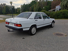Mercedes-Benz 190