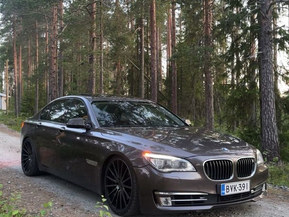 BMW 740