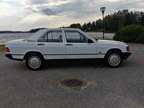 Mercedes-Benz 190