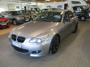 BMW 523
