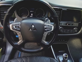 Mitsubishi Outlander PHEV