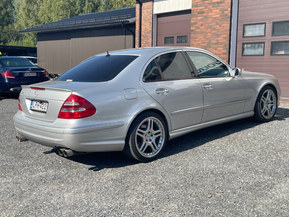 Mercedes-Benz E