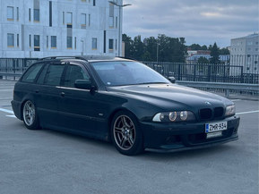 BMW 530