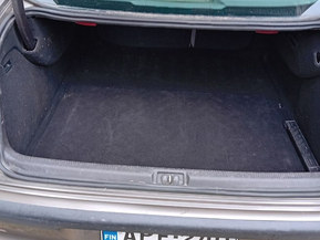 Peugeot 607