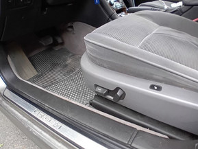 Peugeot 607