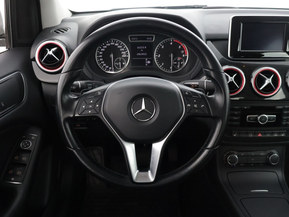 Mercedes-Benz B