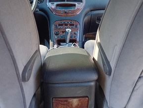 Peugeot 607