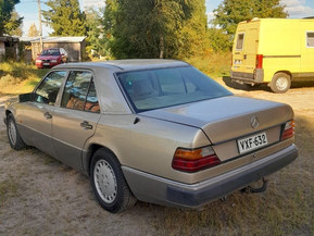 Mercedes-Benz E