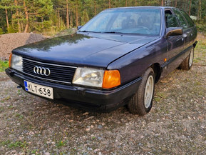 Audi 100