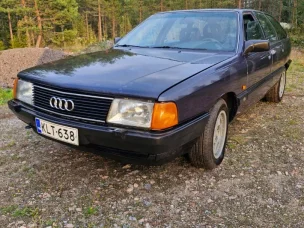 Audi 100