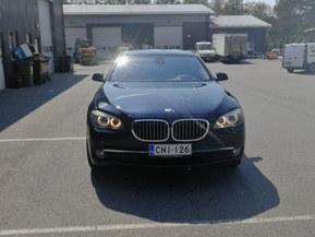 BMW 750