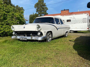 Ford Fairlane