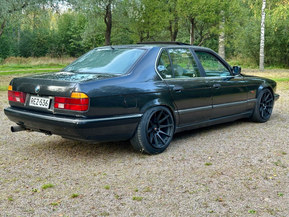BMW 735
