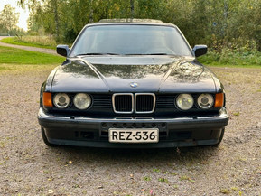 BMW 735