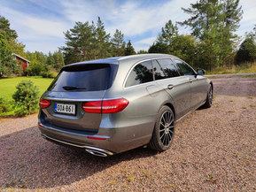 Mercedes-Benz E
