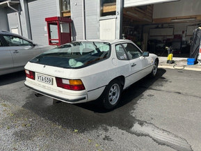 Porsche 924