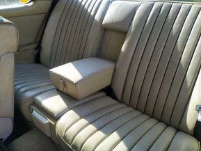 Mercedes-Benz 230