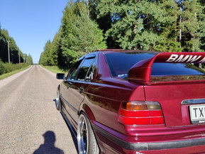 BMW 325