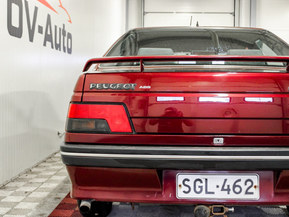 Peugeot 405