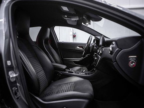 Mercedes-Benz A 45 AMG