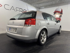 Opel Signum