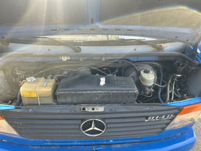 Mercedes-Benz 814