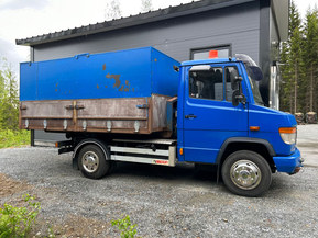 Mercedes-Benz 814