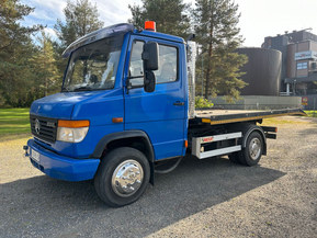 Mercedes-Benz 814