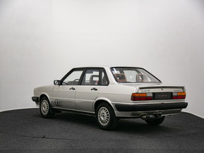Audi 80