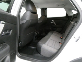Citroen e-C4 X