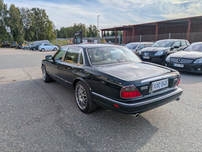 Jaguar XJ6