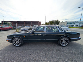 Jaguar XJ6