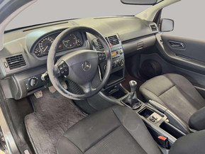 Mercedes-Benz A