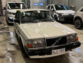 Volvo 240
