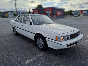 Mitsubishi Galant