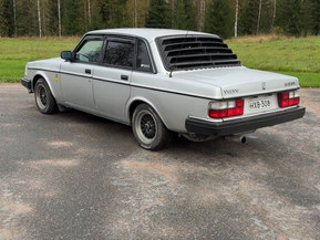 Volvo 240