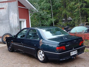 Peugeot 405