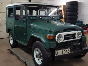 Toyota Land Cruiser