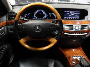 Mercedes-Benz S