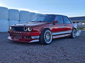 BMW 325
