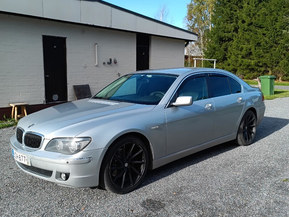 BMW 730