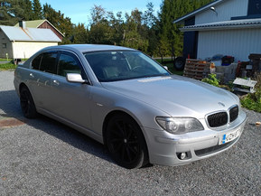 BMW 730