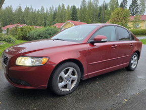Volvo S40