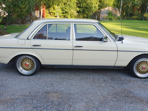 Mercedes-Benz 200
